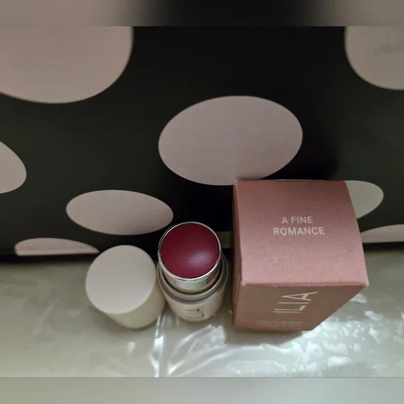 ✨️ILIA Multi Stick✨️ - Picture 4 of 4